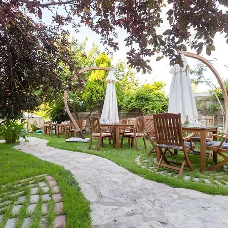 Cunda Esen Pansiyon Ayvalı